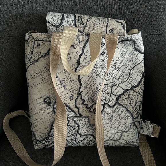 Backpack purse - Picture 2 of 4